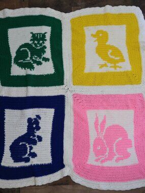 Handmade Crochet Knit Baby Blanket Colorful Duck Rabbit Kangaroo Kitten Animals